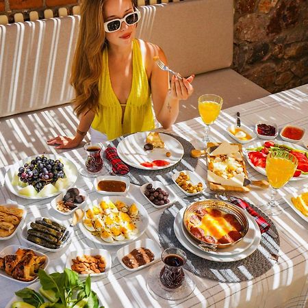 Çeşme Lulu Inn Hotel מראה חיצוני תמונה