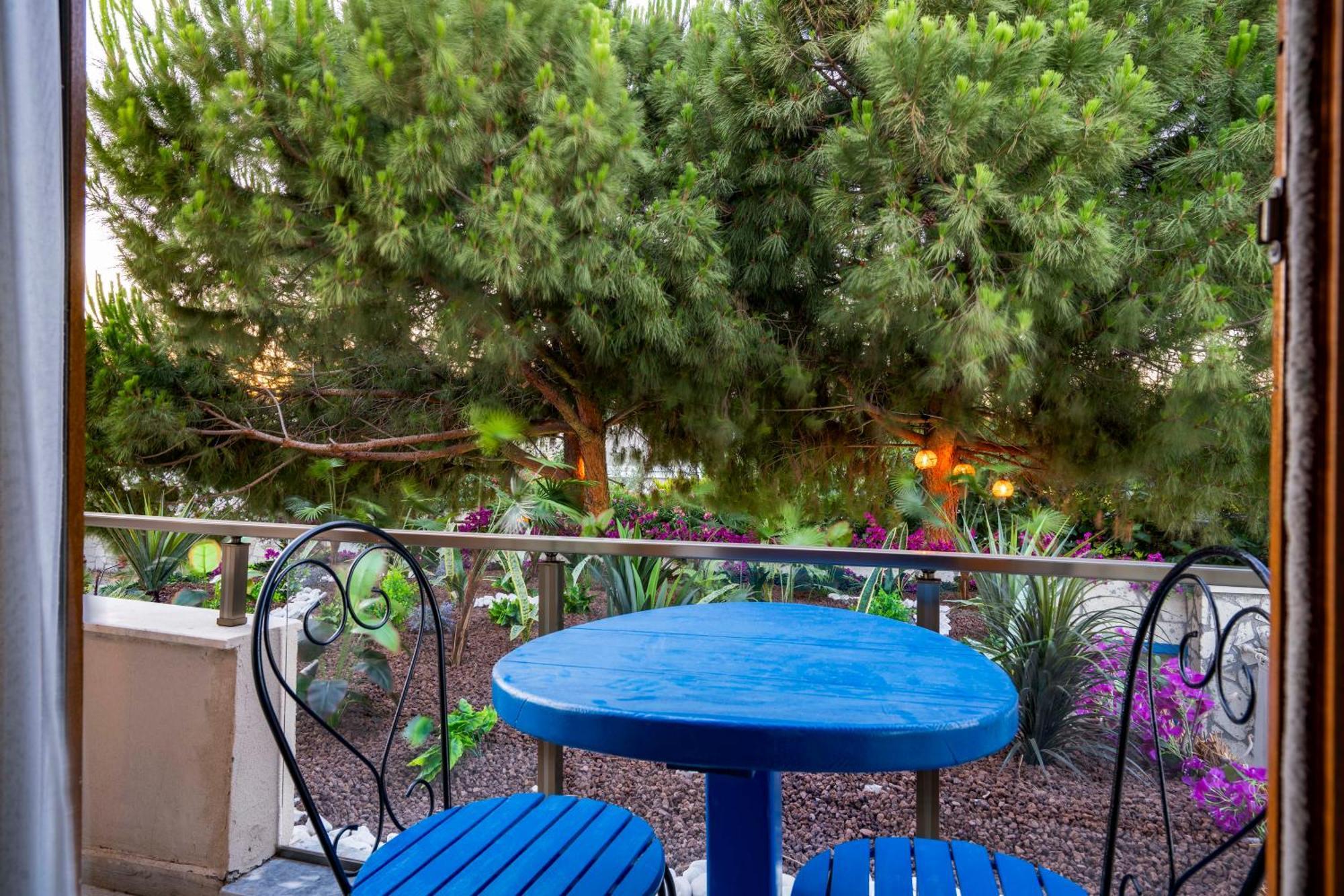 Çeşme Lulu Inn Hotel מראה חיצוני תמונה
