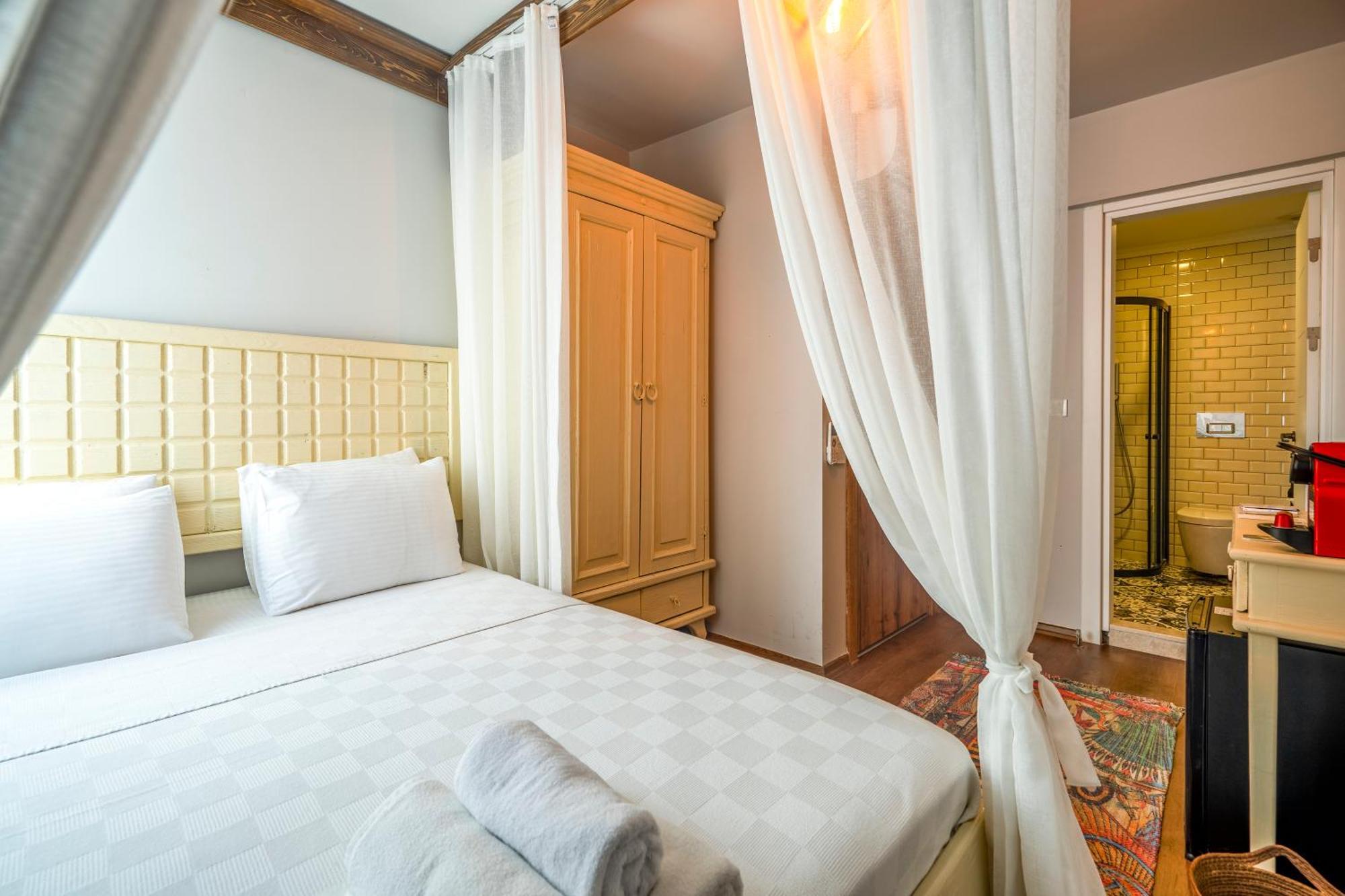 Çeşme Lulu Inn Hotel מראה חיצוני תמונה